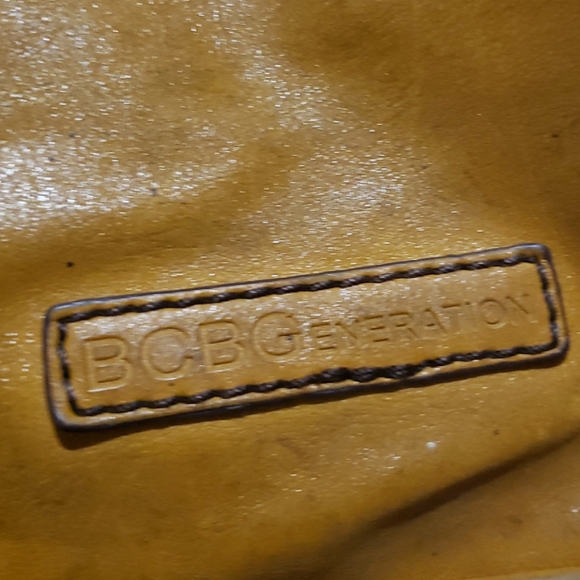 Vintage bcbg mustard messenger bag - Picture 3 of 4